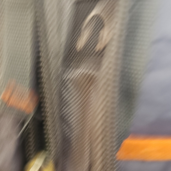 Embark Gray Women's Large Backpack Great Condition - Picture 6 of 8